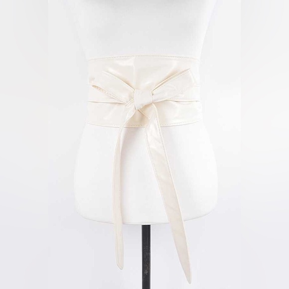 Women’s Wide Corset Faux Leather Wrap Around Tie Belt - Picture 6 of 7